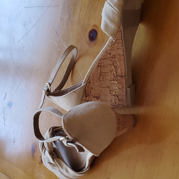 Mix No. 6 Wedge Heels - Picture 10 of 11